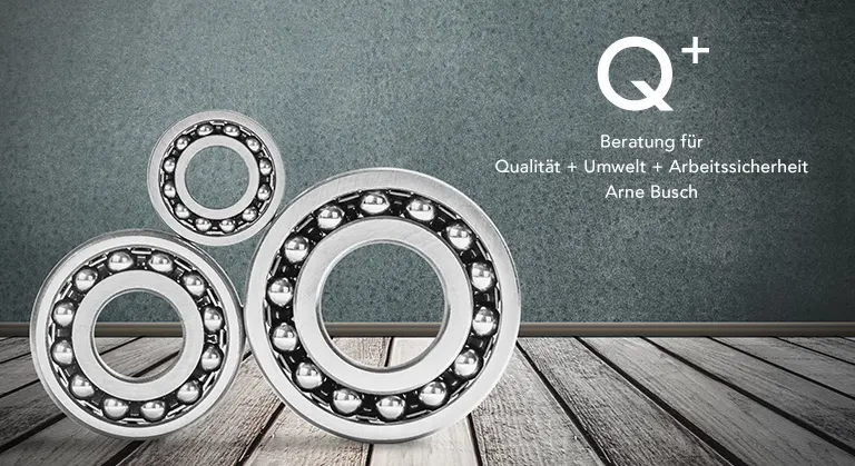 Titelbild: Q+ Logo / Heap of gears close up @ billiondigital